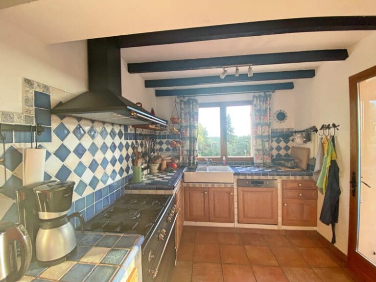 villa-la-luna-provence-kueche-2